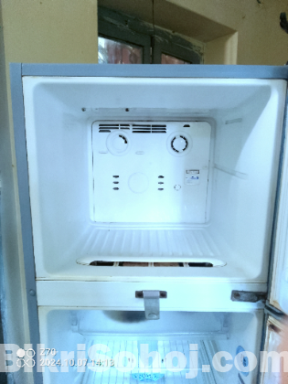 Lg None Frost Fridge